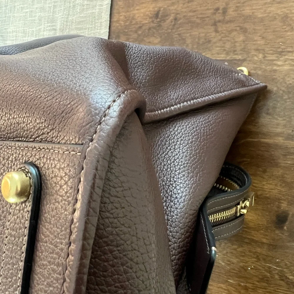 Coach Rogue 39, Maple & Brass - Picture 12 of 15